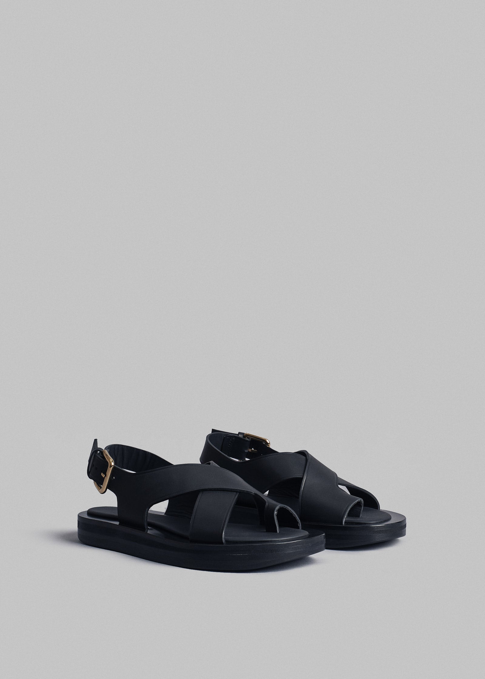 Leather Wrap Toe Sandal - Black