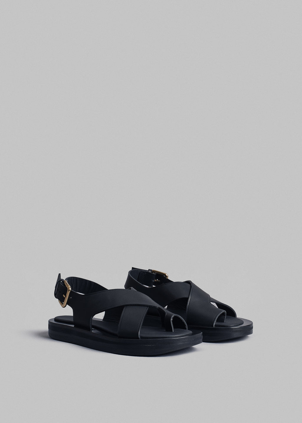 Leather Wrap Toe Sandal - Black - CO