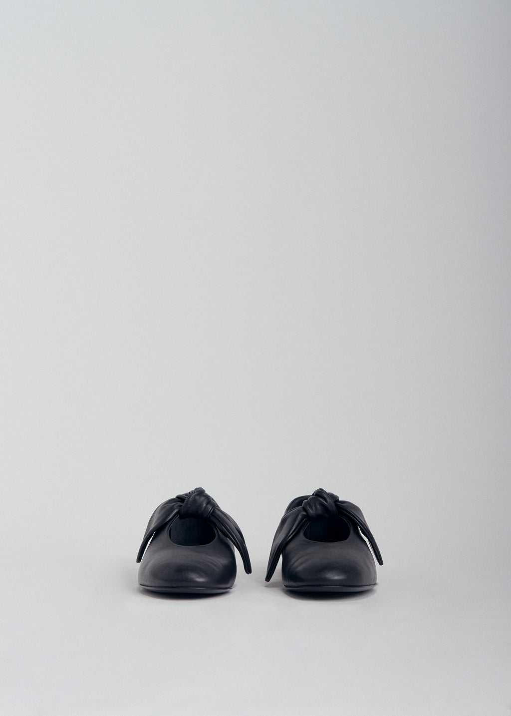 Bow Flat in Nappa Leather - Black - CO