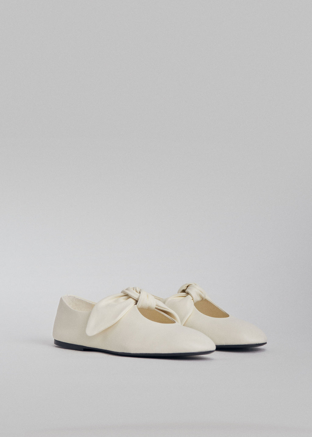 Bow Flat in Nappa Leather - Ivory - CO