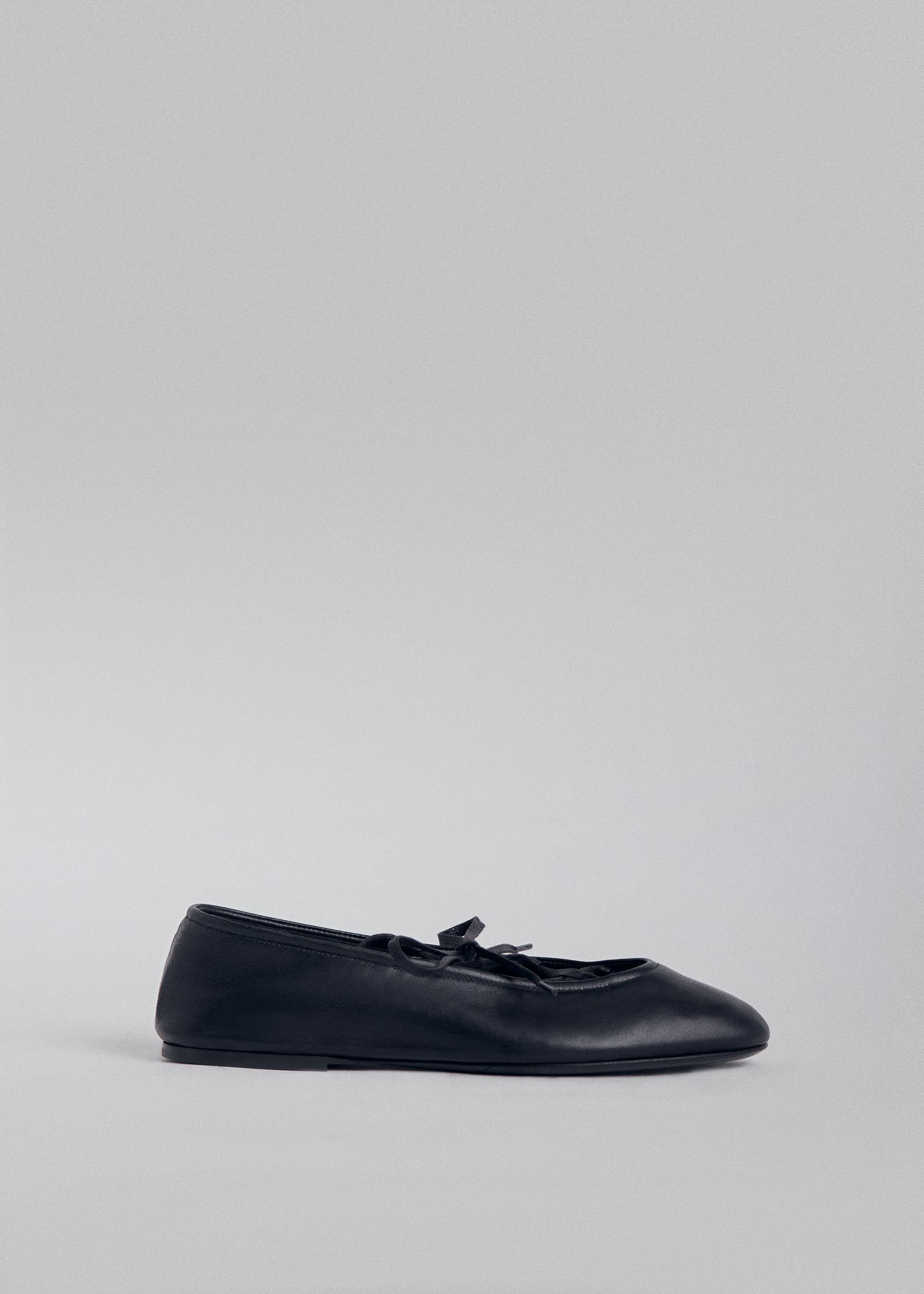 Lace Up Ballet Flat in Smooth Leather - Black - CO Collections