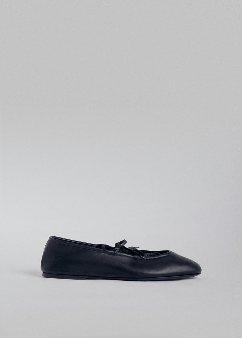 Lace Up Ballet Flat in Smooth Leather - Black - CO
