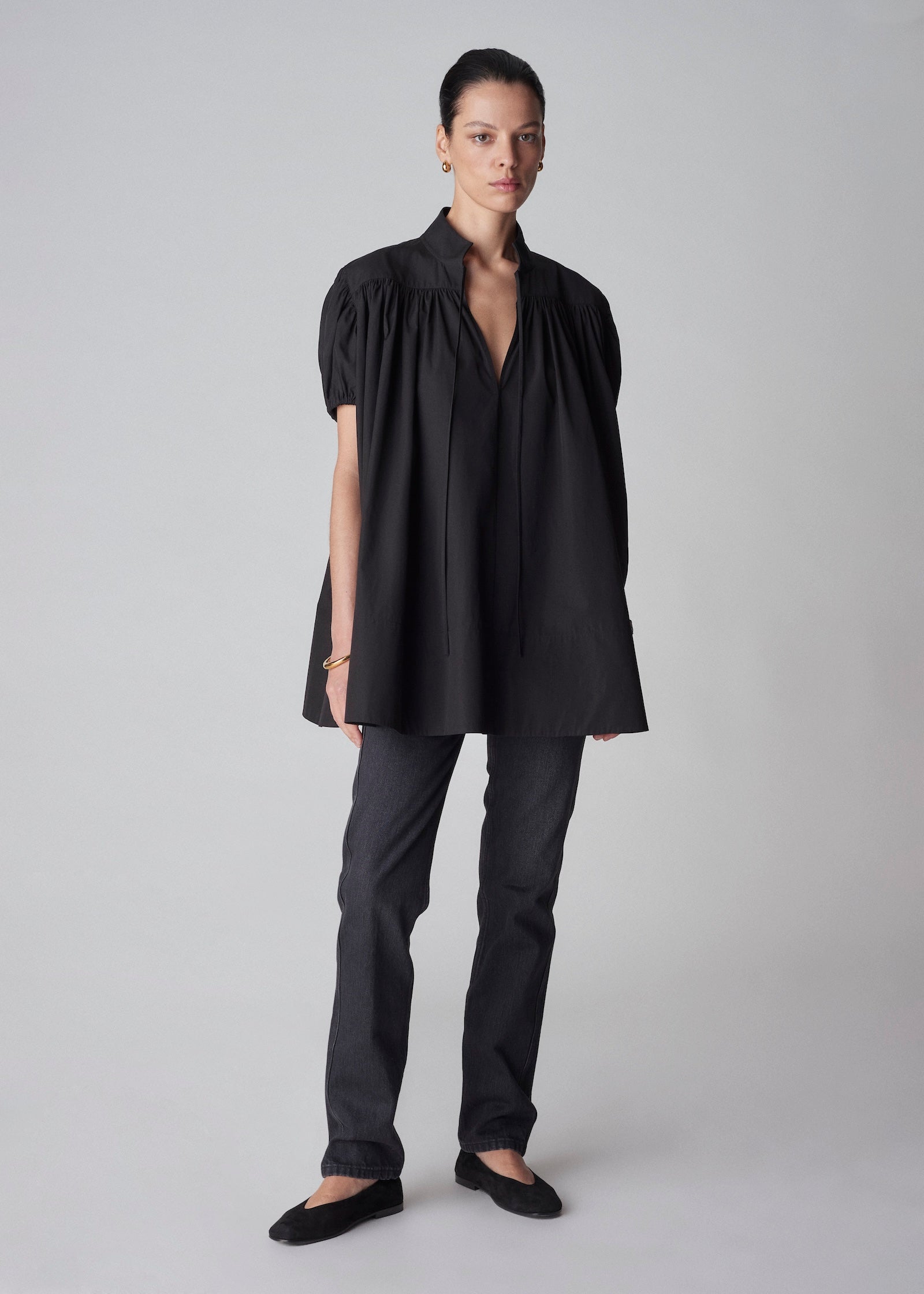 Puff Sleeve Gathered Tunic Shirt in Cotton Poplin - Black