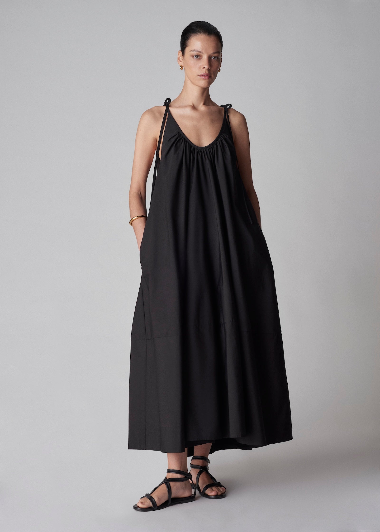 Gathered Halter Dress in Cotton Poplin - Black