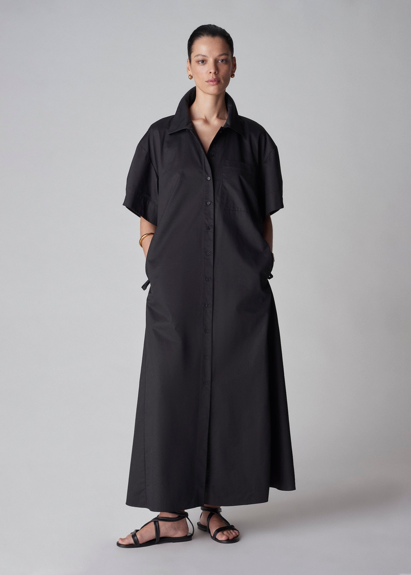 Short Sleeve Shirtdress in Cotton - Black