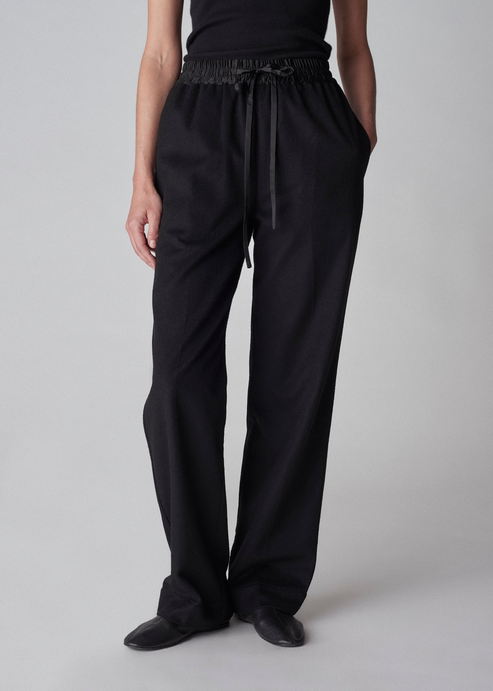 Jogger Pant in Flannel - Black