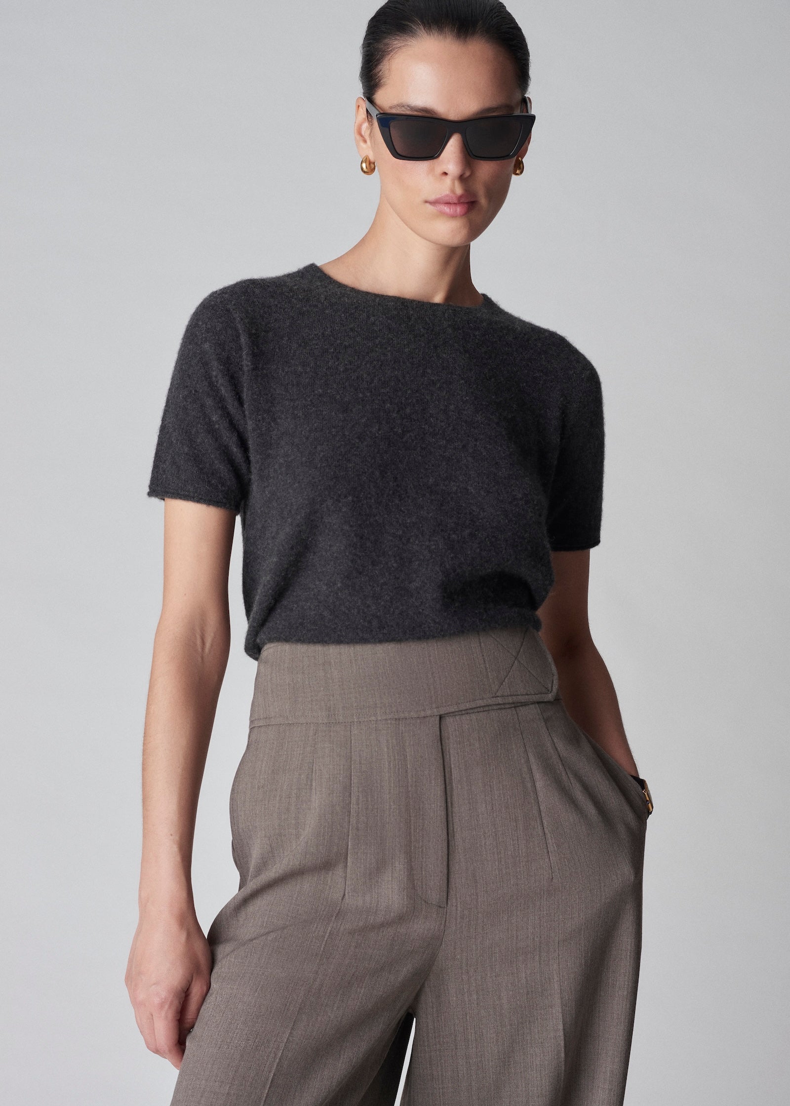 Short Sleeve Sweater Top in Cashmere Silk - Charcoal - CO