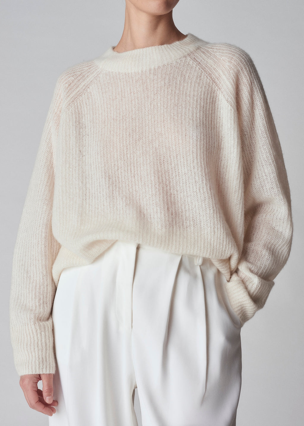 Loose Weave Raglan Crew in Cashmere Silk- Ivory - CO