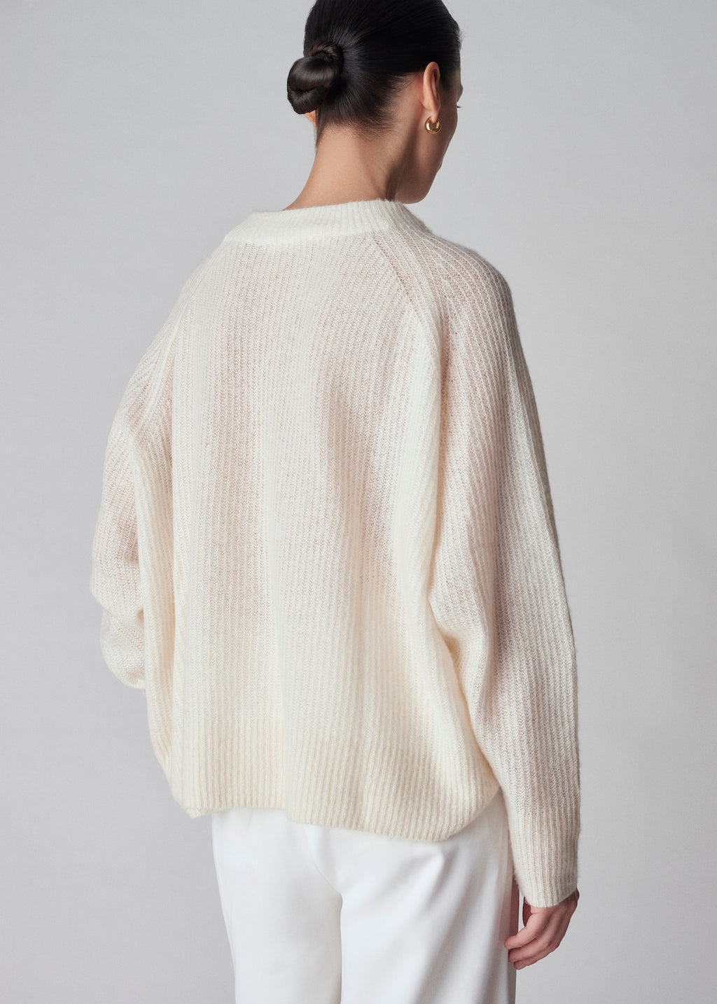 Loose Weave Raglan Crew in Cashmere Silk- Ivory - CO