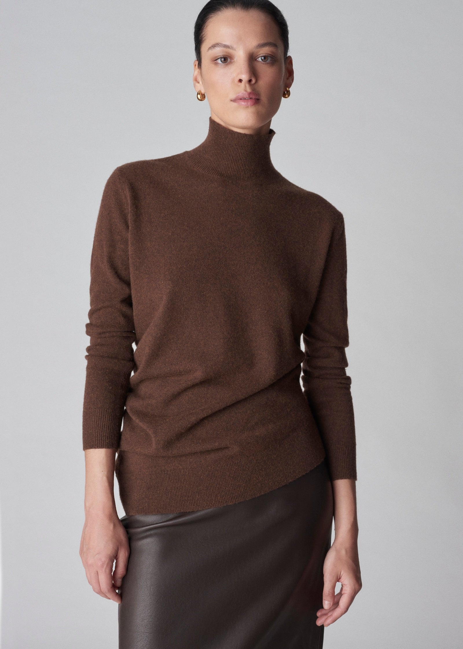 Draped Turtleneck Top in Cashmere - Brown