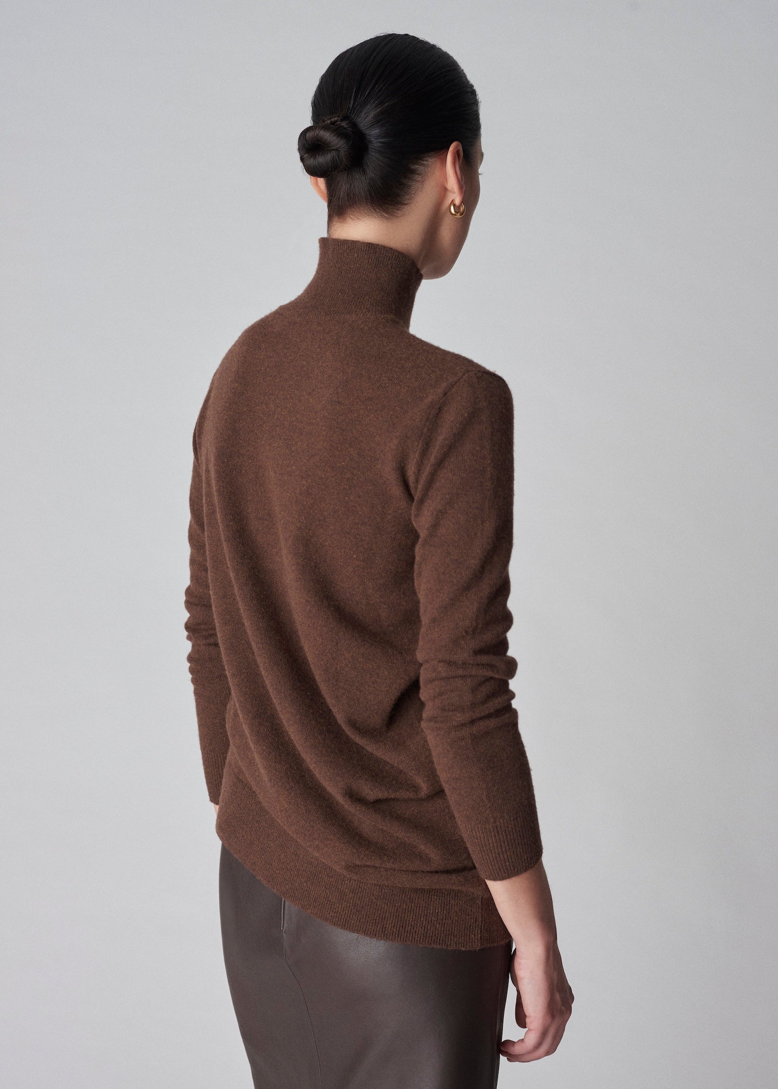 Draped Turtleneck Top in Cashmere - Brown