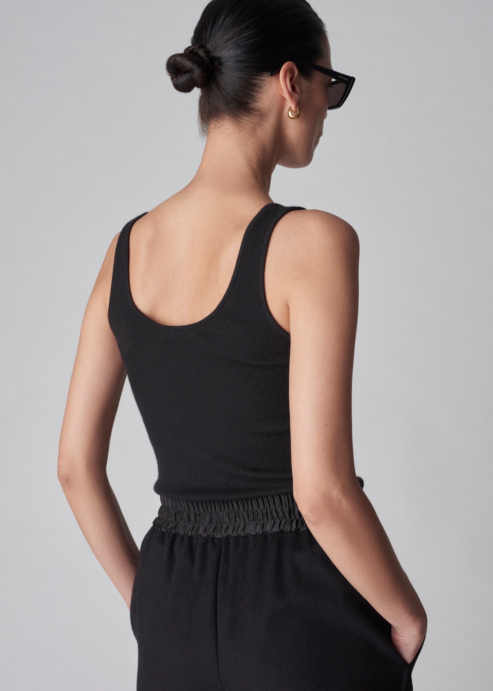 Sweater Tank in Fine Cashmere - Black