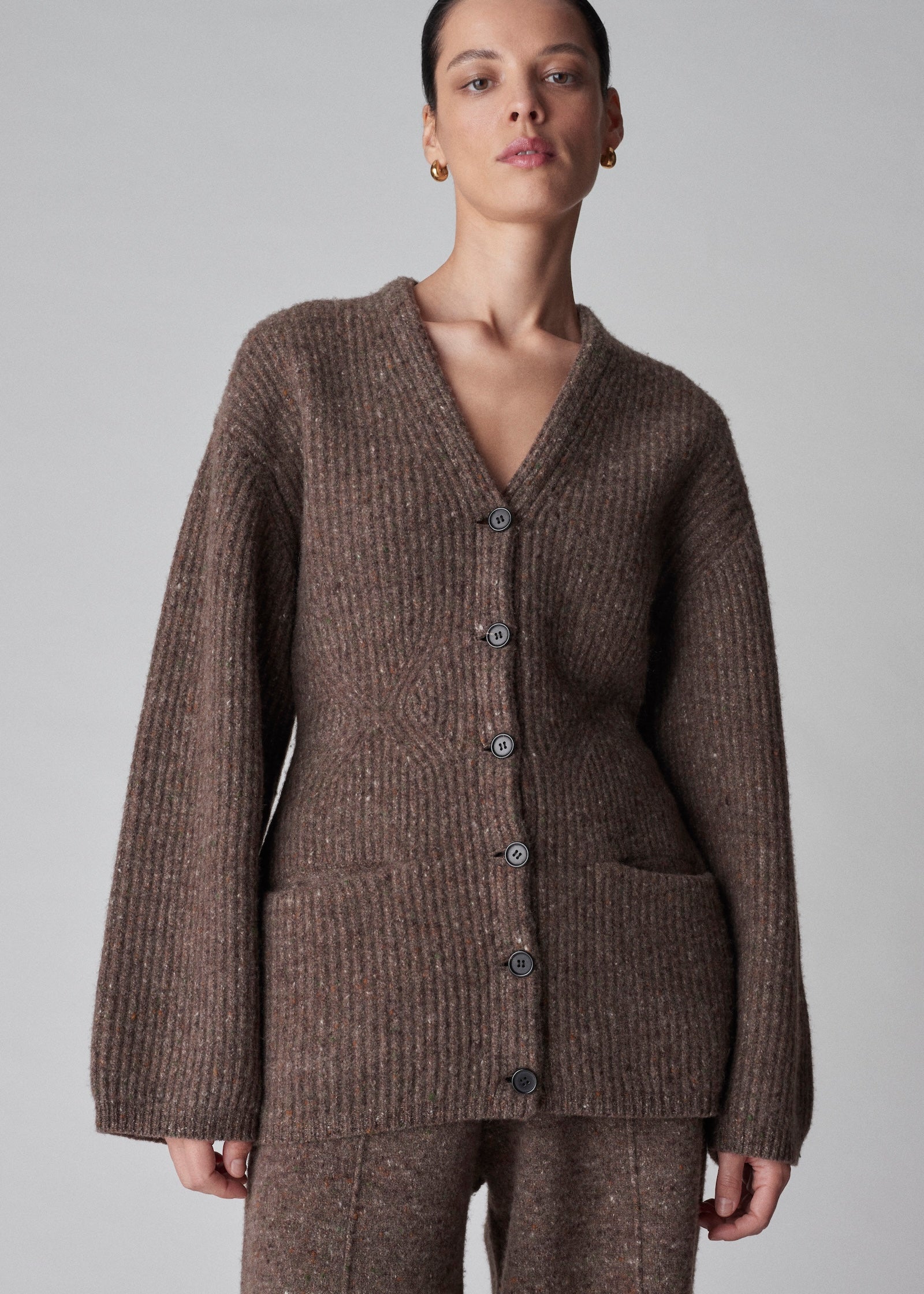 Hourglass Cardigan in Tweed Knit - Brown Melange