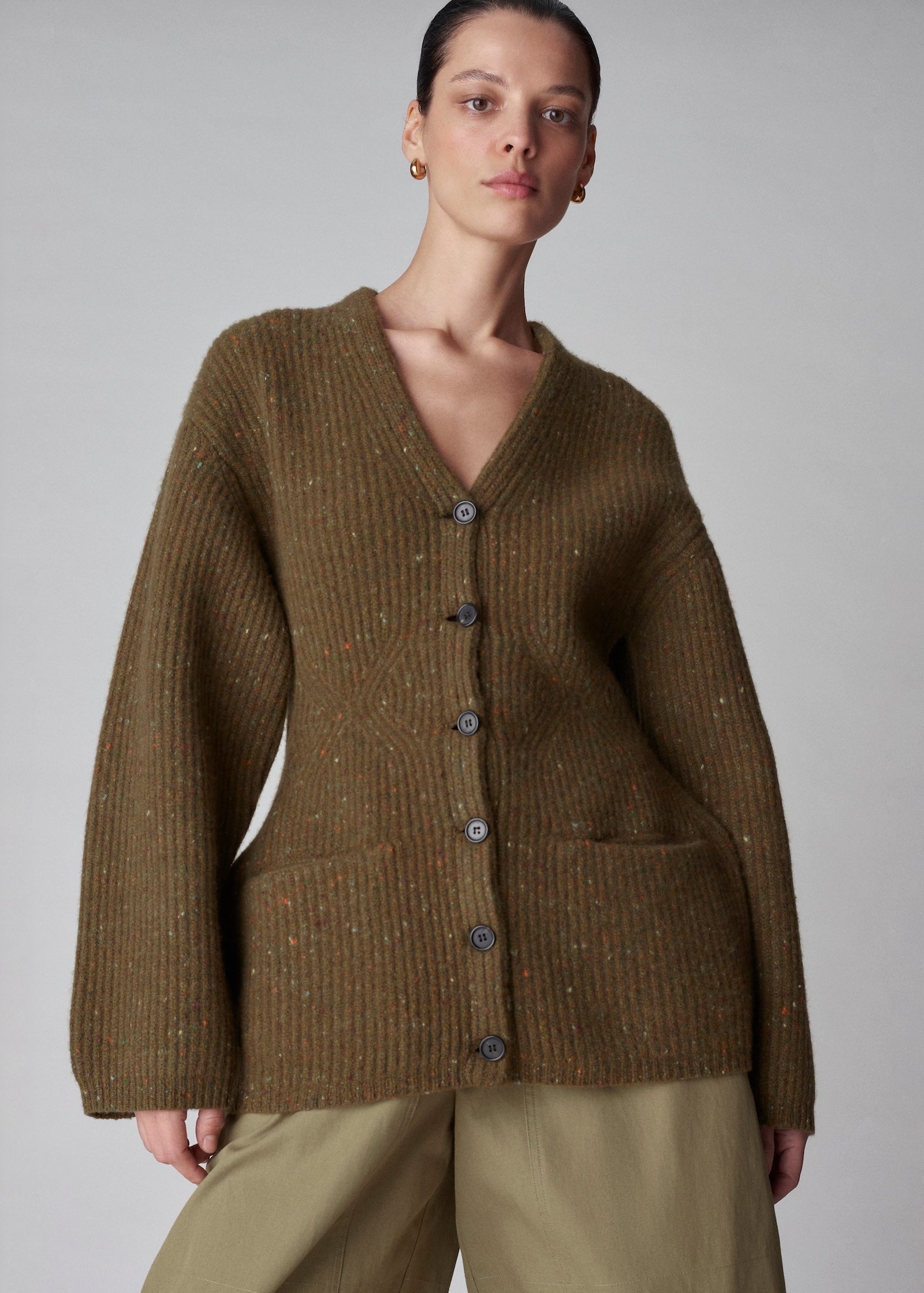 Hourglass Cardigan in Tweed Knit  - Green Melange