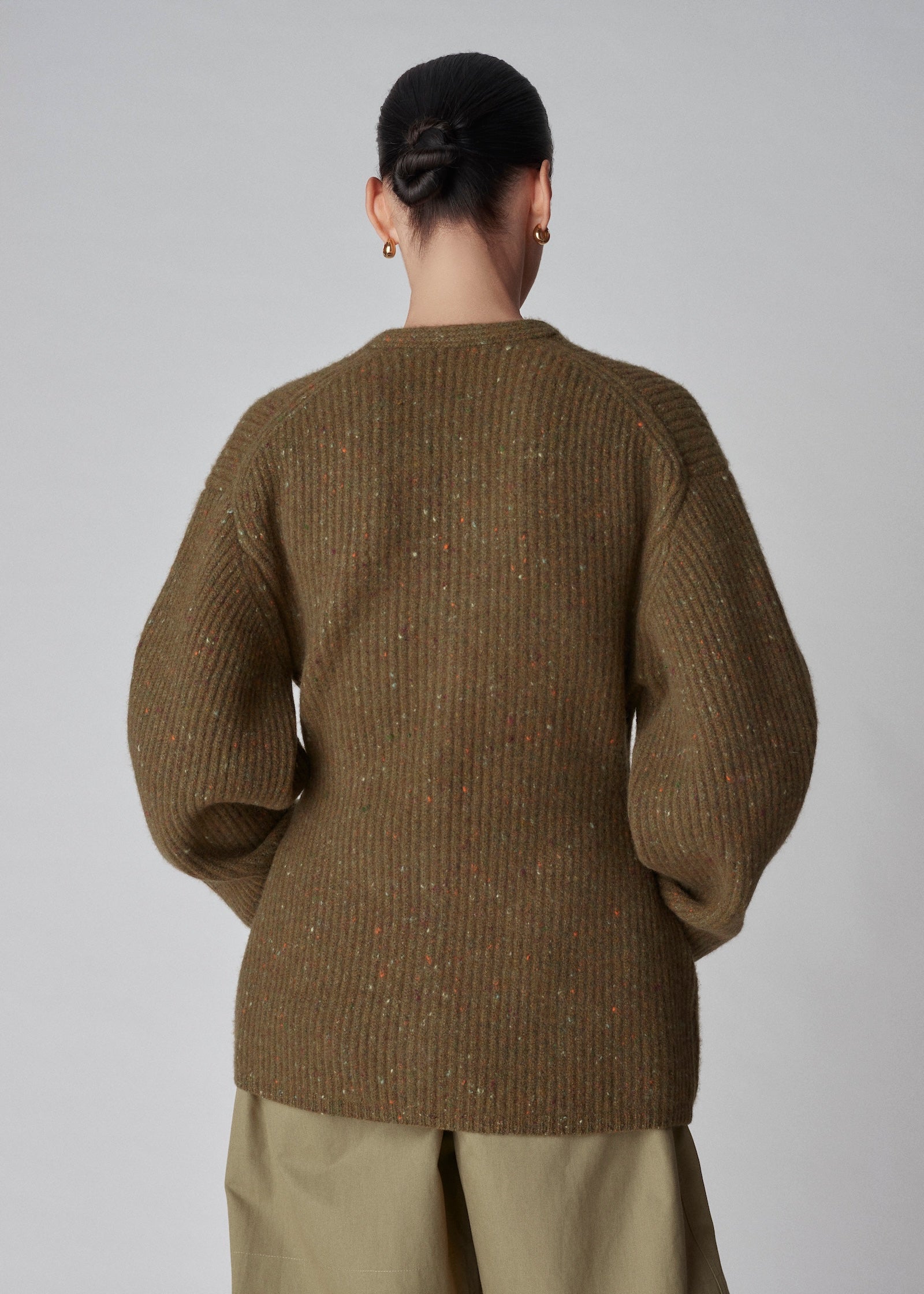 Hourglass Cardigan in Tweed Knit  - Green Melange