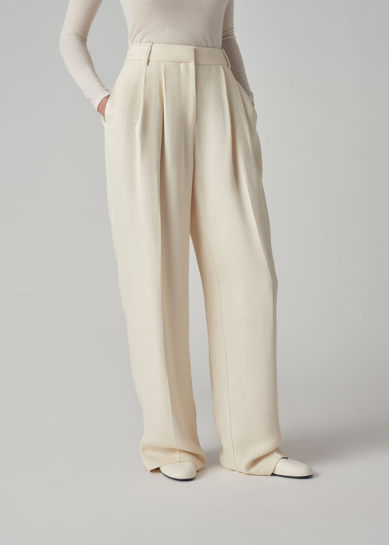 Classic Trouser in Textured Crepe - Ivory - CO