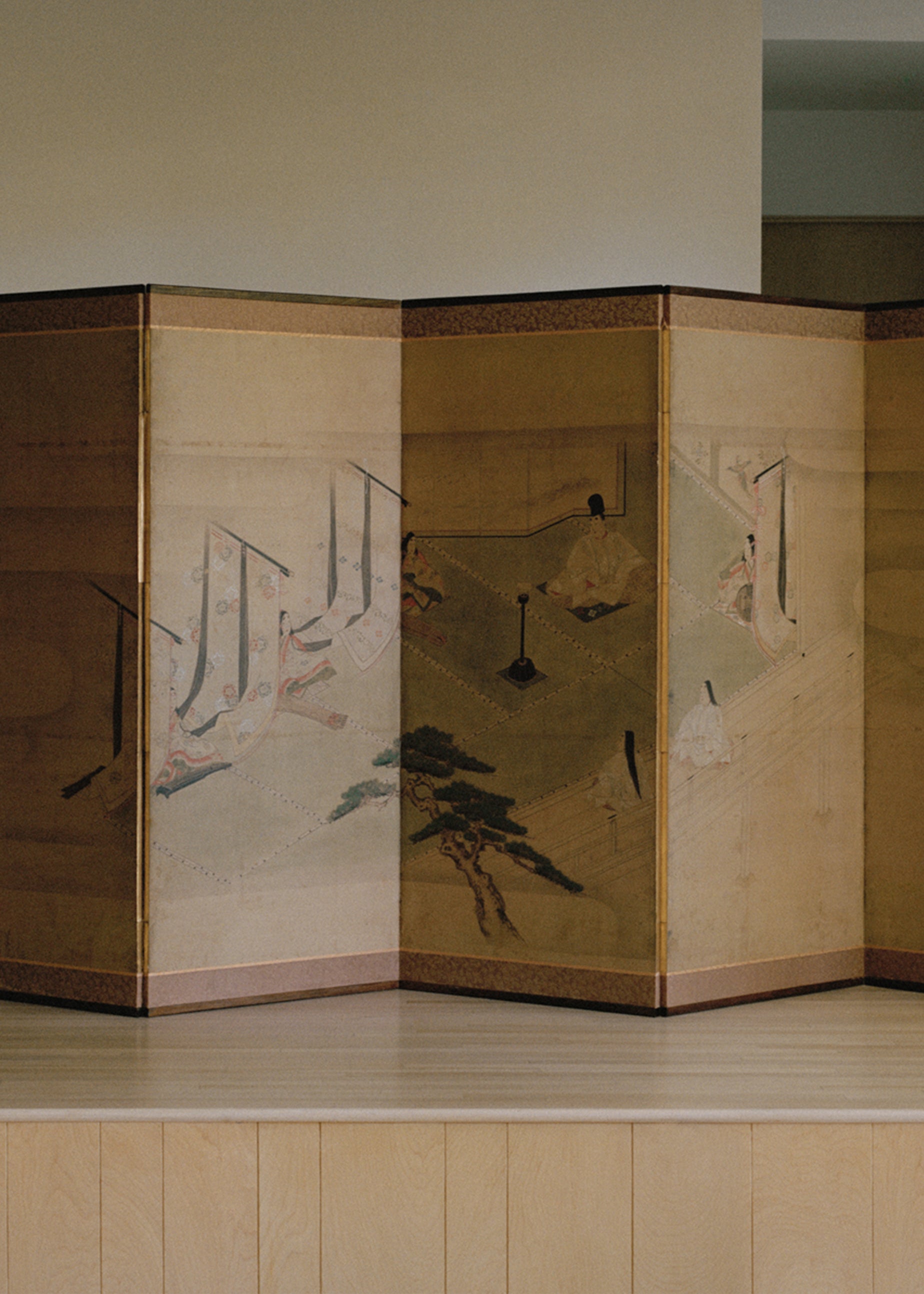 Tosa Mitsubumi Folding Screen - CO Collections